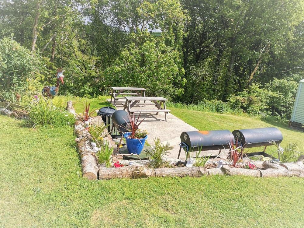 Greenways Valley Holiday Park グレート・トーリントン エクステリア 写真