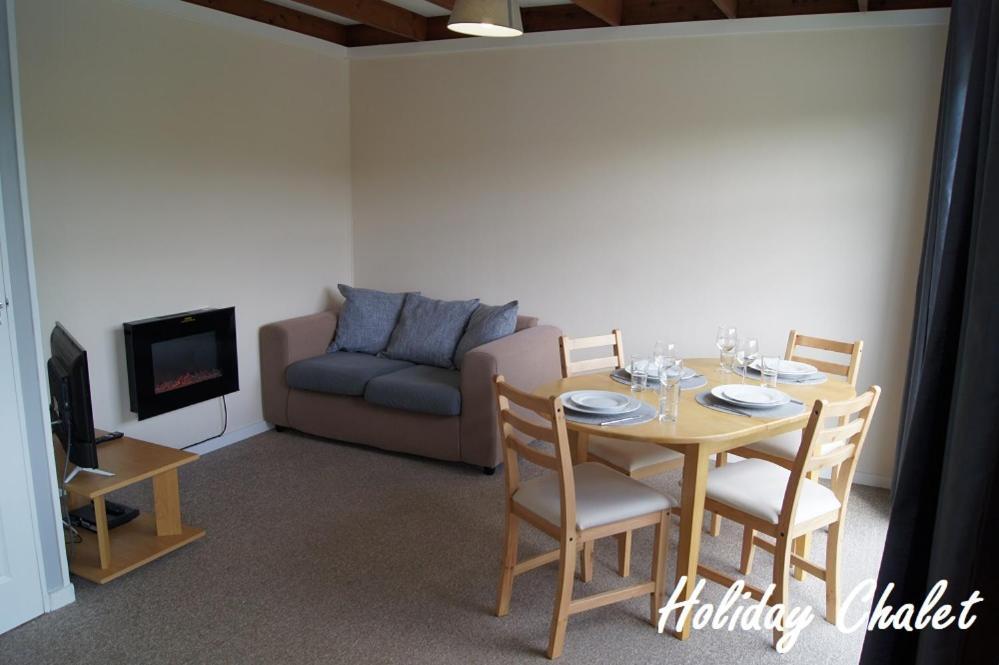 Greenways Valley Holiday Park グレート・トーリントン エクステリア 写真