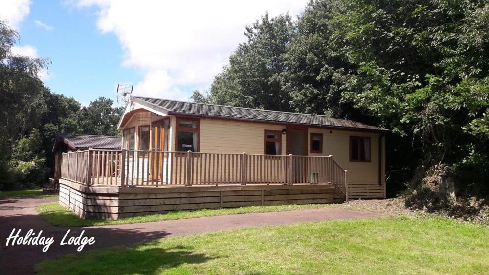 Greenways Valley Holiday Park グレート・トーリントン エクステリア 写真