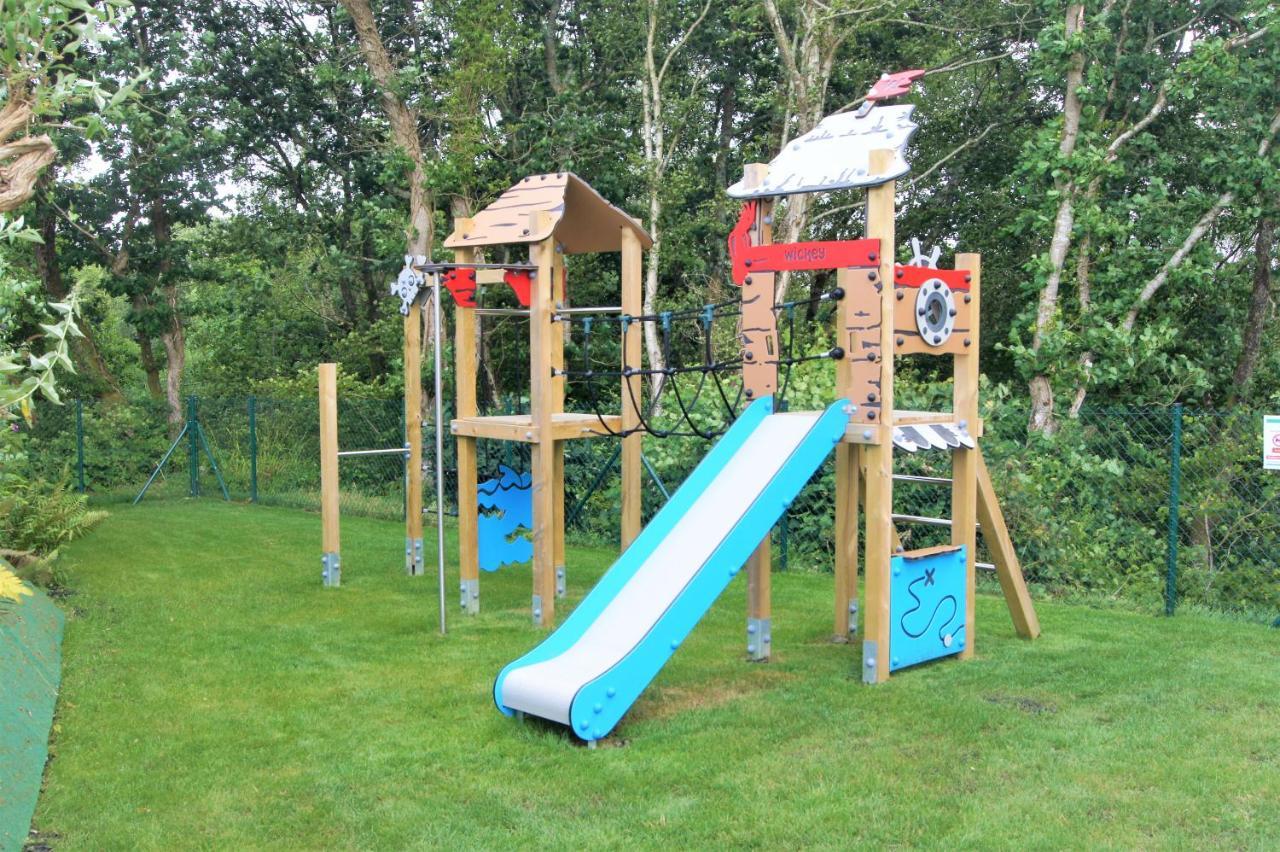 Greenways Valley Holiday Park グレート・トーリントン エクステリア 写真